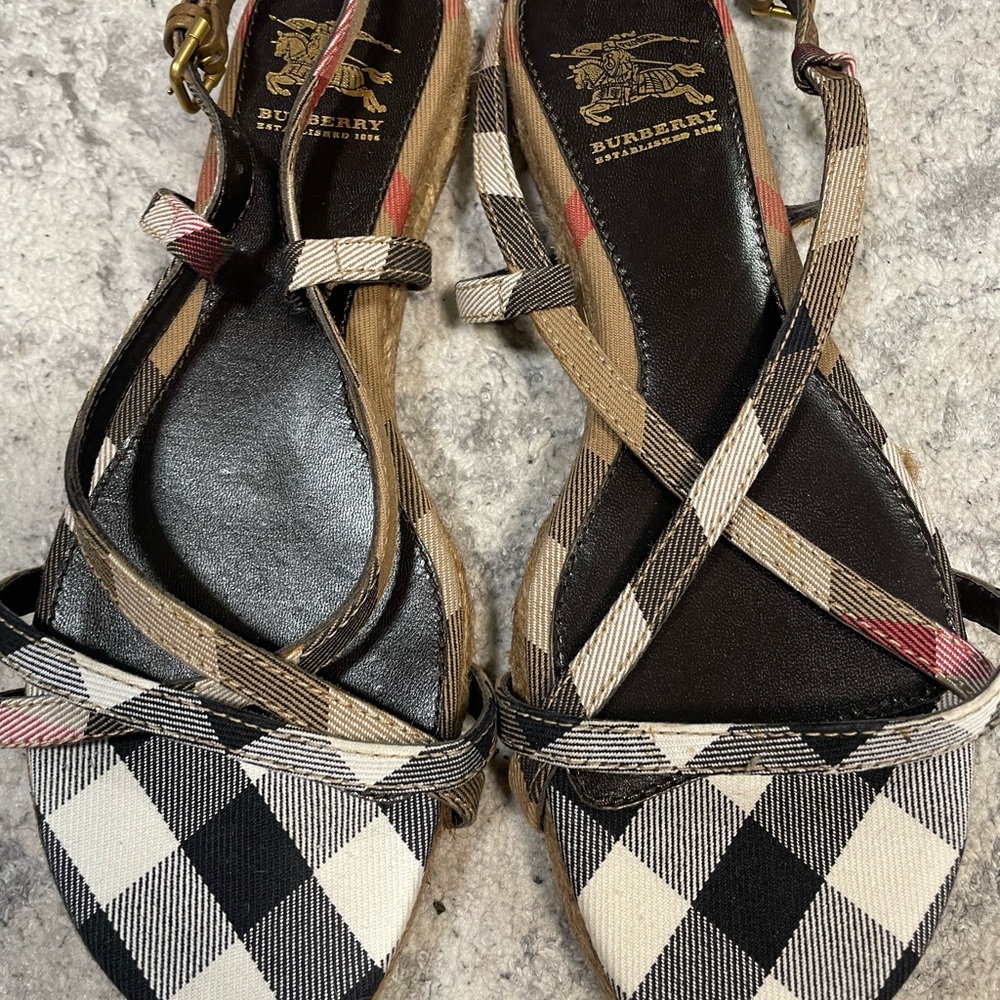 Burberry Women's Plaid Sandals - Black, Tan, and Red